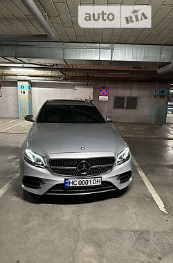 Седан Mercedes-Benz E-Class 2017 в Львове