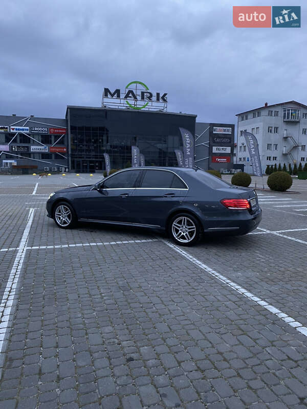 Седан Mercedes-Benz E-Class 2014 в Львове
