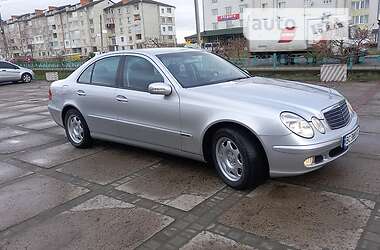 Седан Mercedes-Benz E-Class 2002 в Самборе