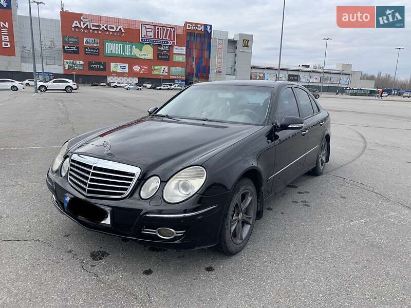 Седан Mercedes-Benz E-Class 2006 в Харькове