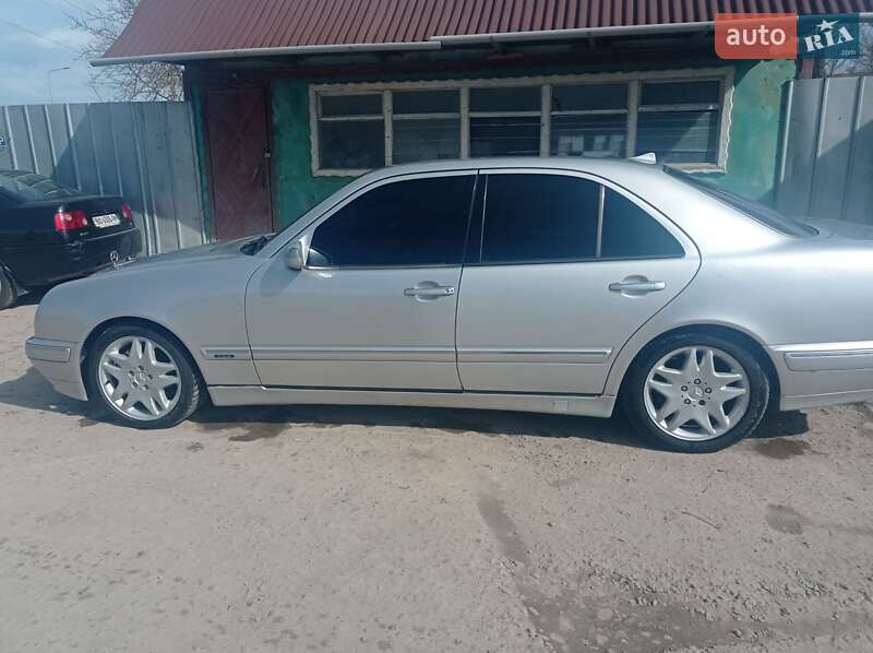 Седан Mercedes-Benz E-Class 1999 в Чорткове