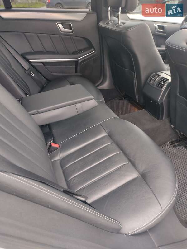 Седан Mercedes-Benz E-Class 2014 в Києві