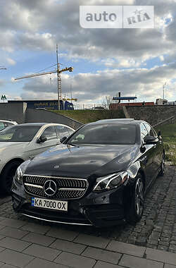 Седан Mercedes-Benz E-Class 2017 в 