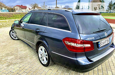 Универсал Mercedes-Benz E-Class 2010 в 