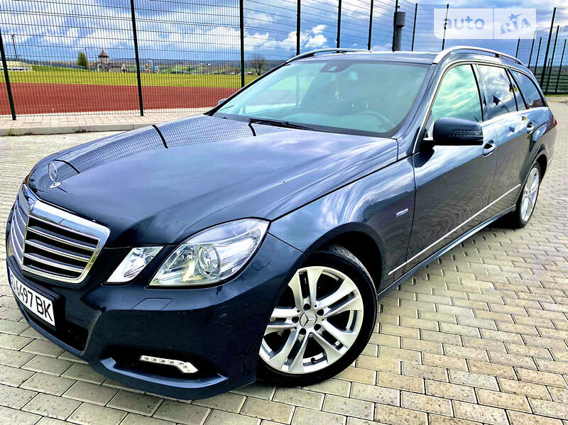 Універсал Mercedes-Benz E-Class 2010 в Бучачі