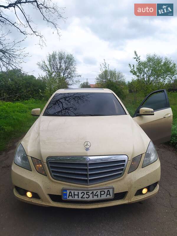 Седан Mercedes-Benz E-Class 2010 в Костянтинівці (Краматорського району)