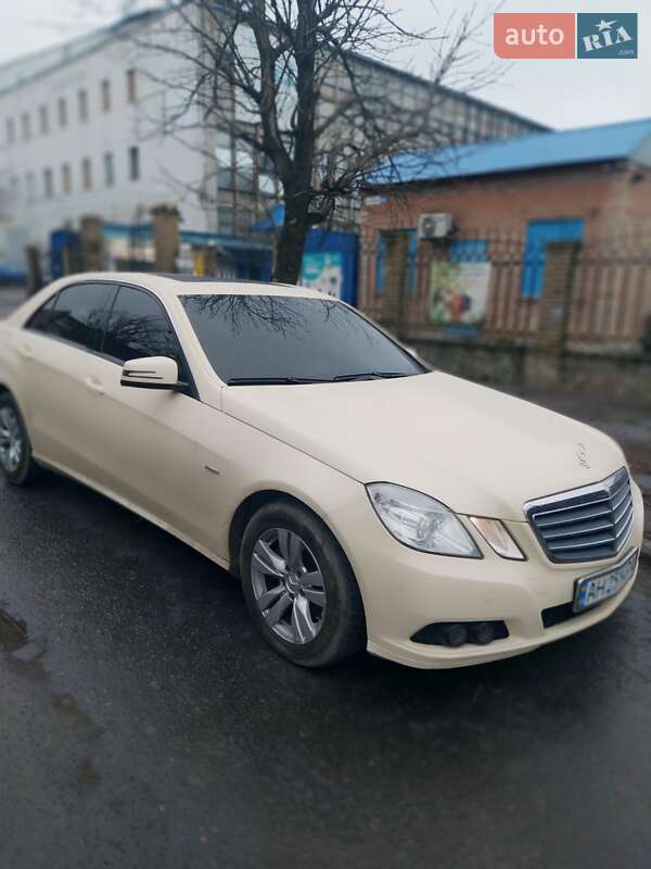 Седан Mercedes-Benz E-Class 2010 в Костянтинівці (Краматорського району)