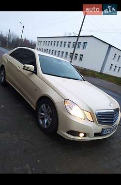 Седан Mercedes-Benz E-Class 2010 в Константиновке (Краматорского района)