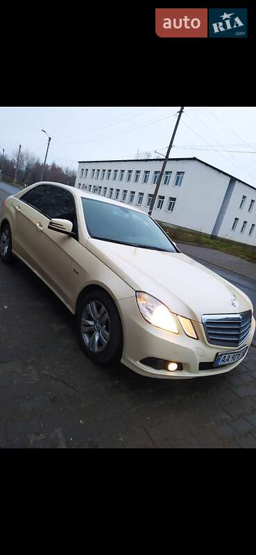 Седан Mercedes-Benz E-Class 2010 в Костянтинівці (Краматорського району)