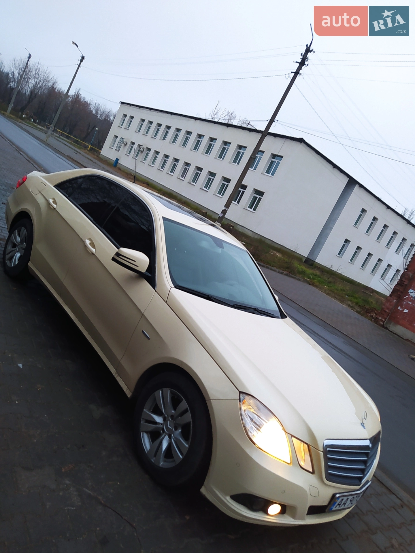 2010 Mercedes-Benz E-klasse - мініатюра 11