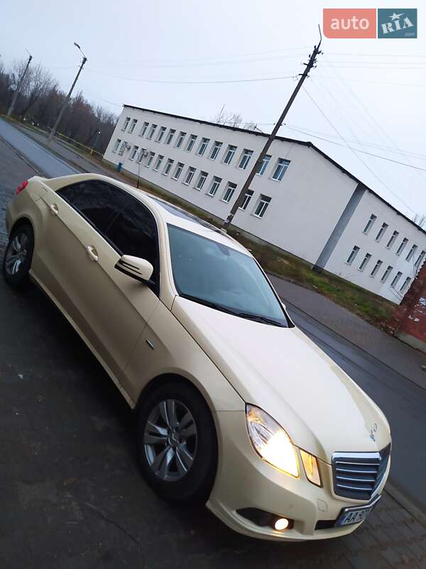 Седан Mercedes-Benz E-Class 2010 в Костянтинівці (Краматорського району)