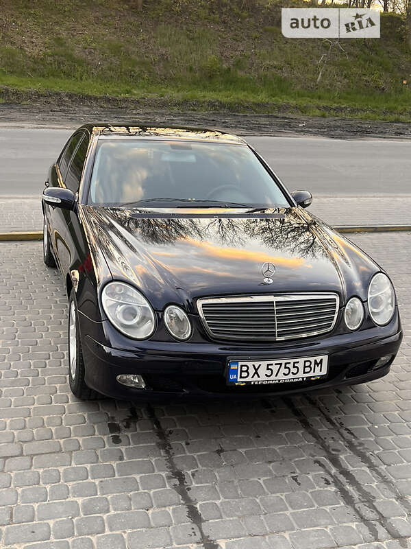 Седан Mercedes-Benz E-Class 2005 в Хмельницком