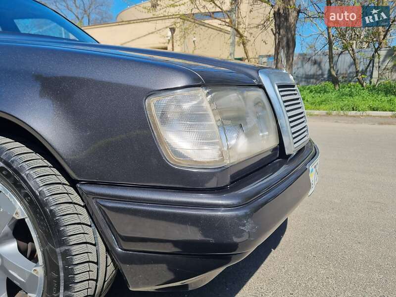 Седан Mercedes-Benz E-Class 1989 в Одессе фото 3 Седан Mercedes-Benz E-Class 1989 в Одессе