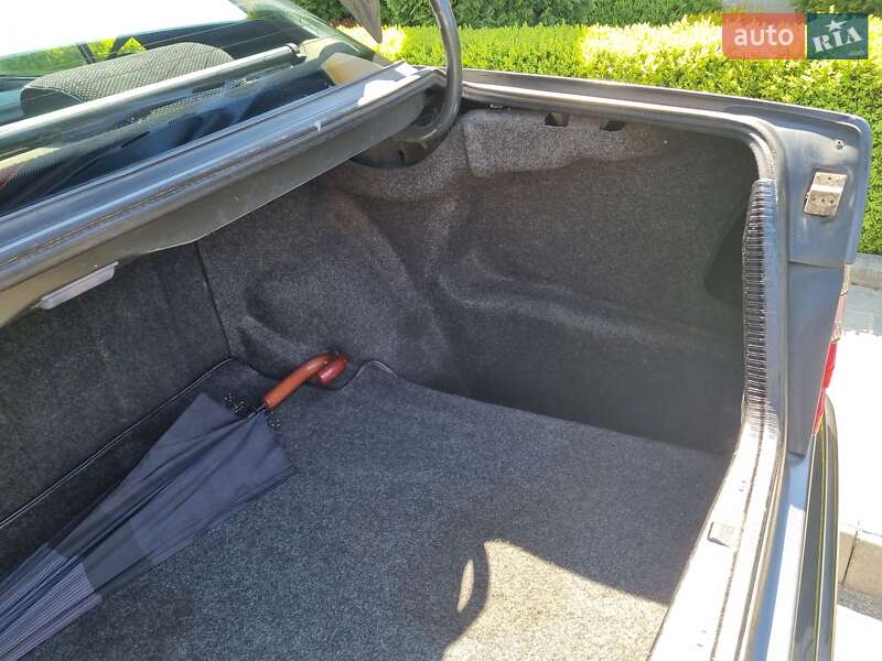 Седан Mercedes-Benz E-Class 1989 в Одессе фото 14 Седан Mercedes-Benz E-Class 1989 в Одессе