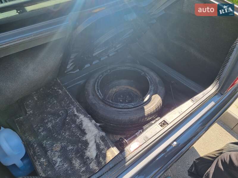 Седан Mercedes-Benz E-Class 1989 в Одессе фото 16 Седан Mercedes-Benz E-Class 1989 в Одессе