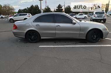 Седан Mercedes-Benz E-Class 2002 в 
