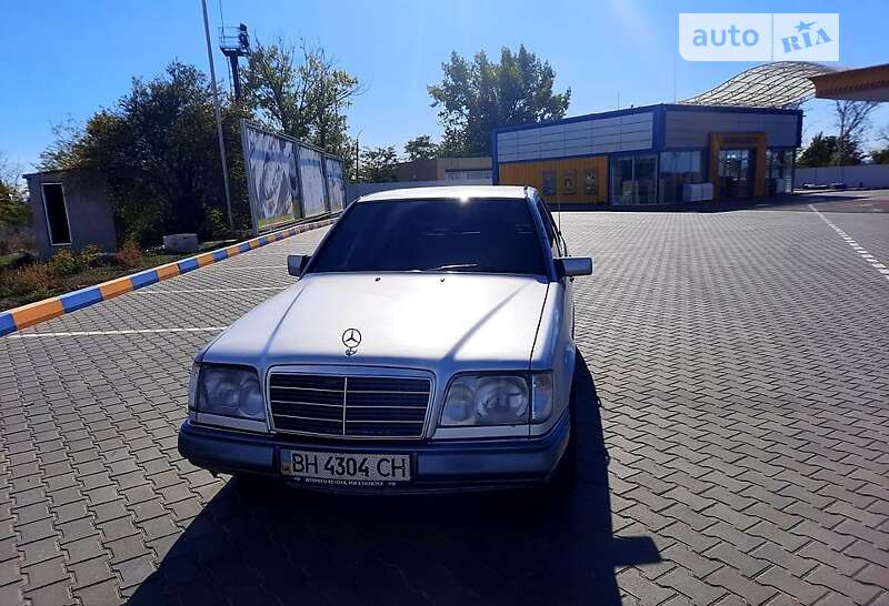 Седан Mercedes-Benz E-Class 1994 в Біляївці