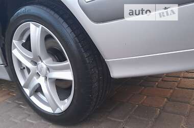Седан Mercedes-Benz E-Class 2000 в 