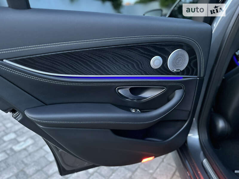 Седан Mercedes-Benz E-Class 2017 в Ивано-Франковске