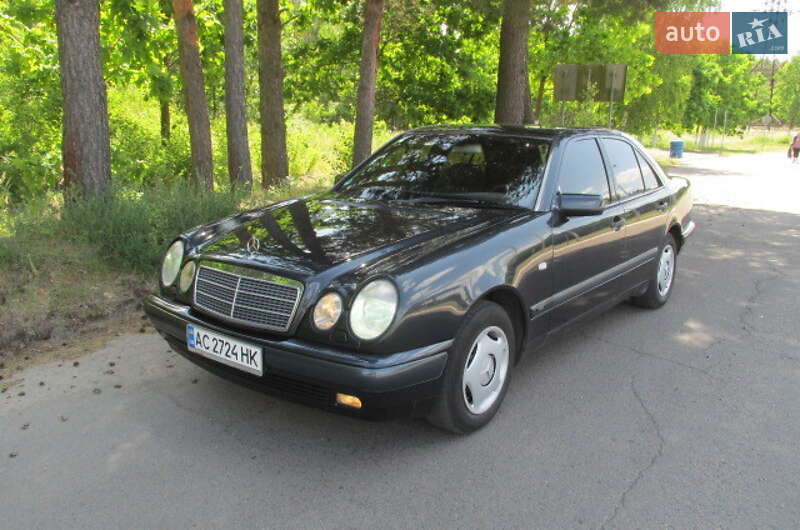 Седан Mercedes-Benz E-Class 1998 в Ковеле