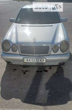 Седан Mercedes-Benz E-Class 1999 в Харкові