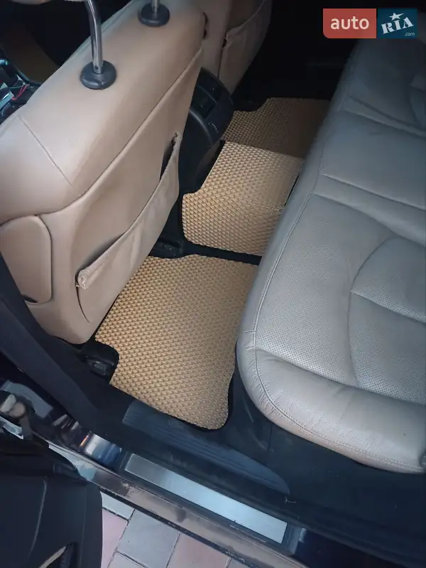 Седан Mercedes-Benz E-Class 2003 в 