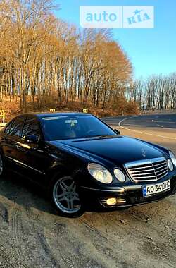 Седан Mercedes-Benz E-Class 2008 в Ужгороді