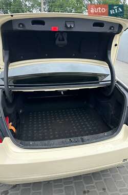Седан Mercedes-Benz E-Class 2013 в 