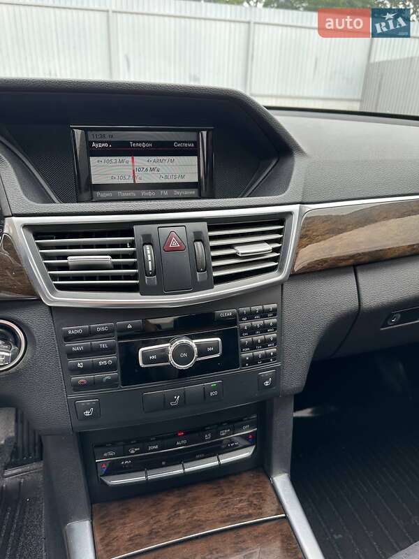 Седан Mercedes-Benz E-Class 2013 в Білій Церкві