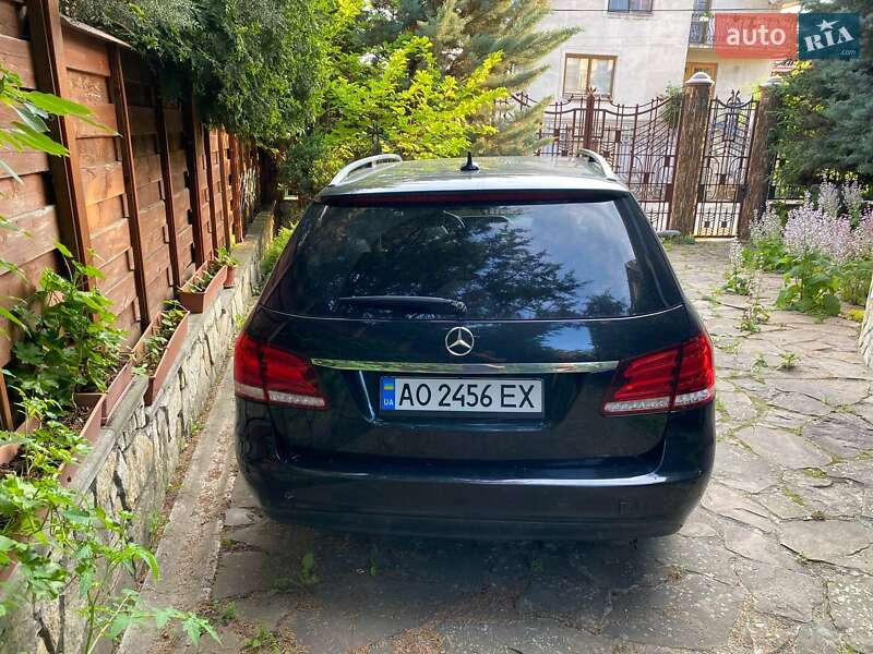 Універсал Mercedes-Benz E-Class 2014 в Ужгороді