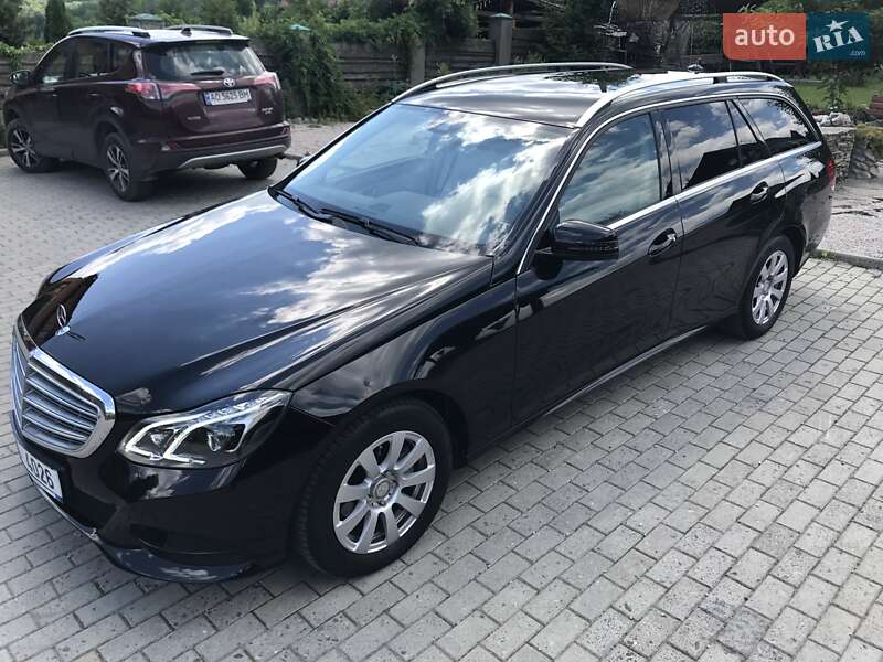 Універсал Mercedes-Benz E-Class 2014 в Ужгороді