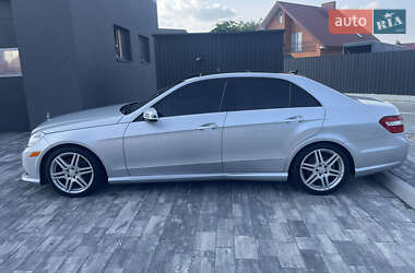 Седан Mercedes-Benz E-Class 2010 в Луцке