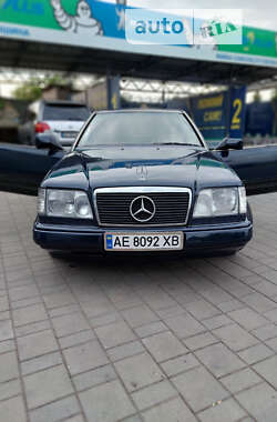 Купе Mercedes-Benz E-Class 1994 в Днепре
