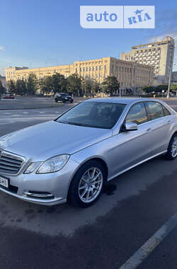 Mercedes-Benz E-Class 2012