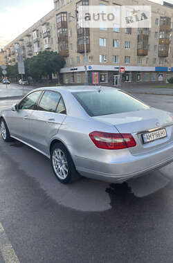 Седан Mercedes-Benz E-Class 2012 в Житомирі