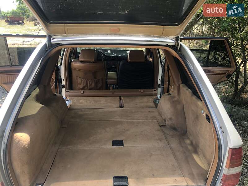 Универсал Mercedes-Benz E-Class 1994 в Херсоне