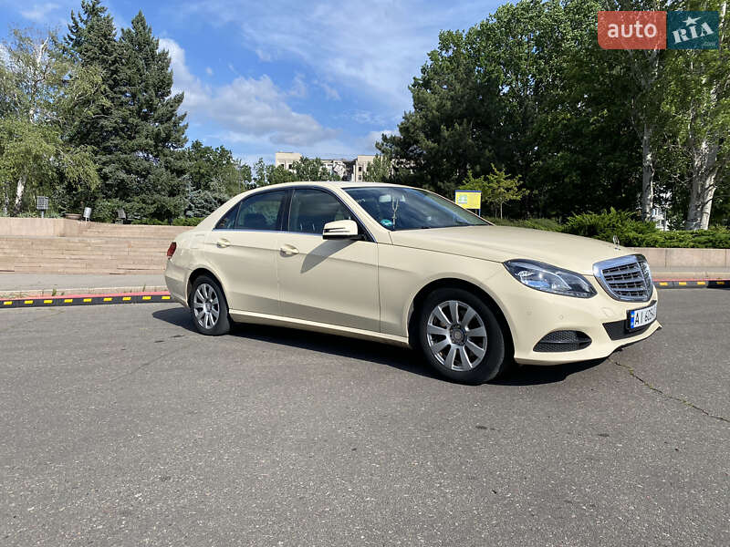 Седан Mercedes-Benz E-Class 2015 в Николаеве