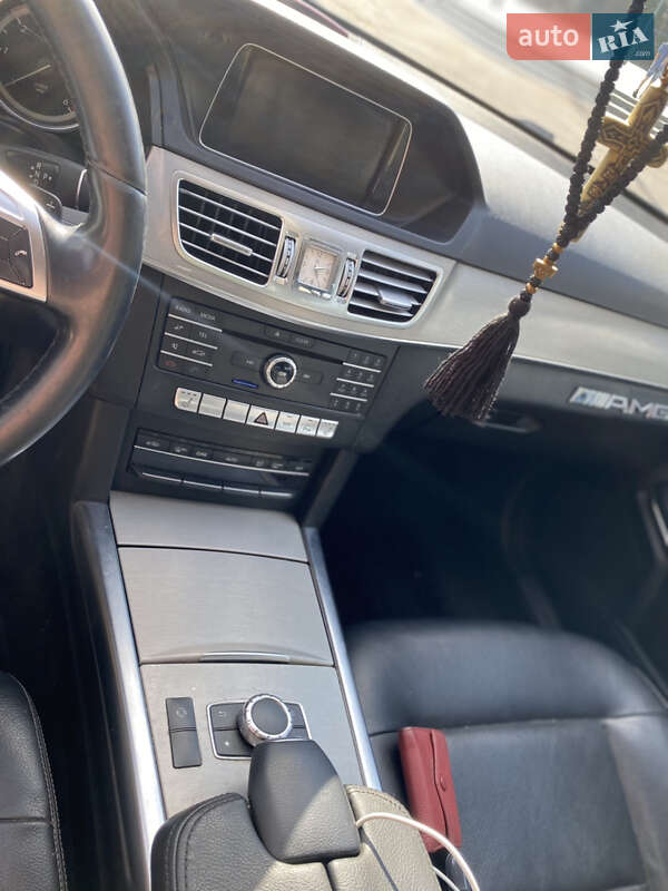Седан Mercedes-Benz E-Class 2015 в Николаеве