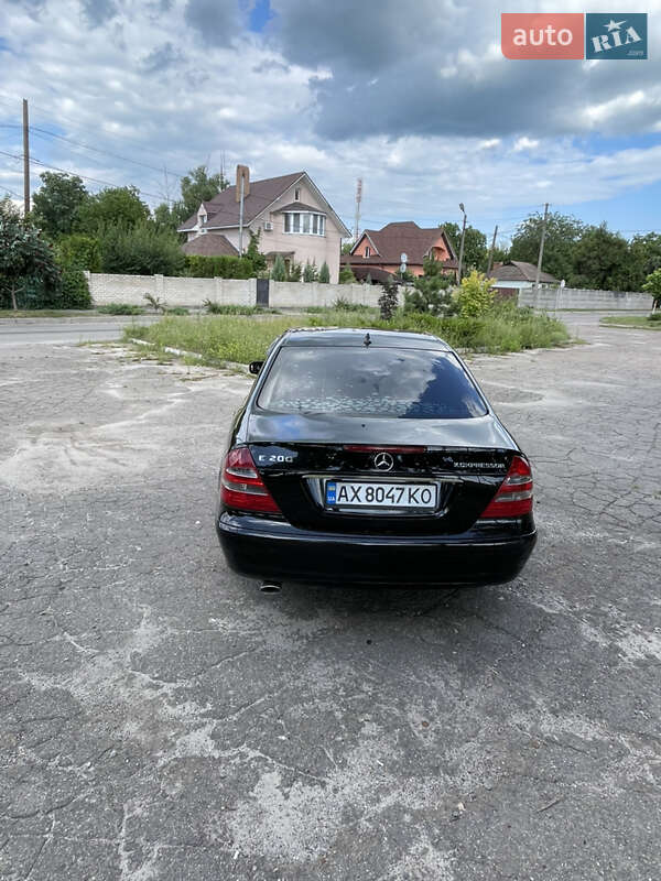 Седан Mercedes-Benz E-Class 2006 в Змиеве