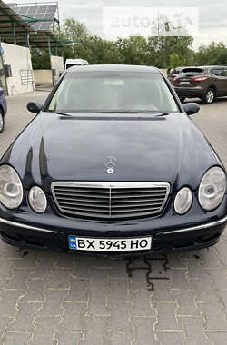 Седан Mercedes-Benz E-Class 2004 в Хмельницькому