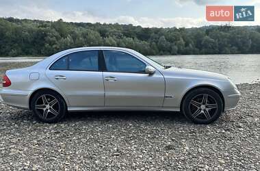 Седан Mercedes-Benz E-Class 2003 в 