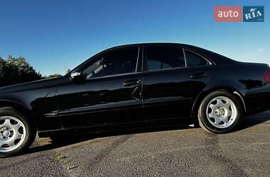Седан Mercedes-Benz E-Class 2004 в 