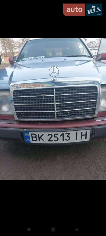 Седан Mercedes-Benz E-Class 1991 в Владимире