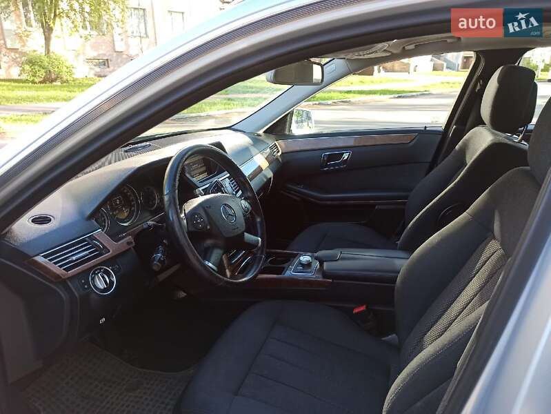 Универсал Mercedes-Benz E-Class 2011 в Киеве