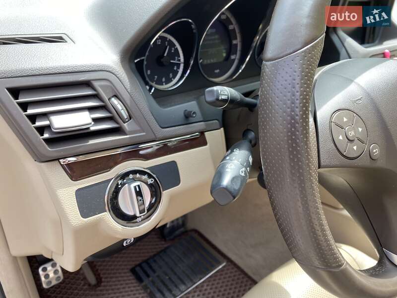 Купе Mercedes-Benz E-Class 2010 в Запорожье