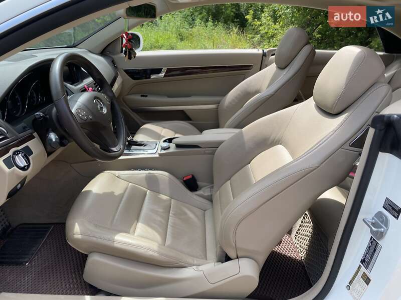 Купе Mercedes-Benz E-Class 2010 в Запорожье