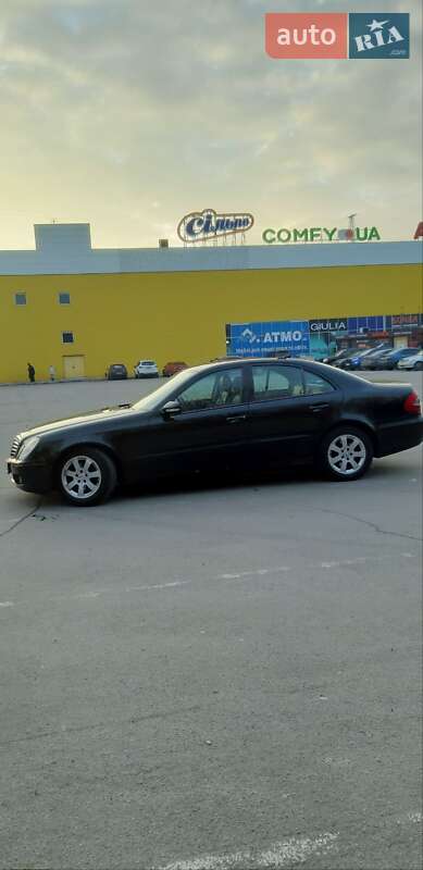 Седан Mercedes-Benz E-Class 2008 в Запоріжжі
