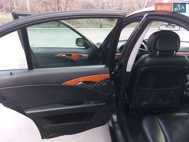 Седан Mercedes-Benz E-Class 2008 в Запоріжжі