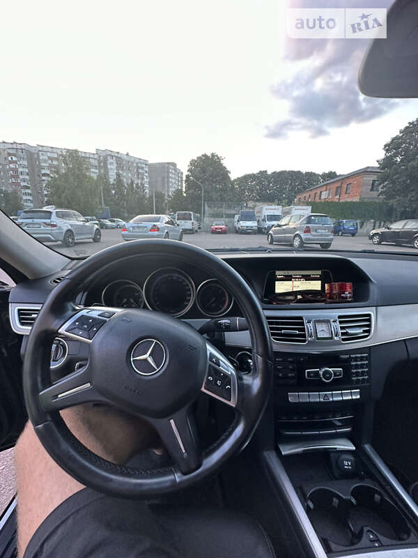 Універсал Mercedes-Benz E-Class 2013 в Рівному