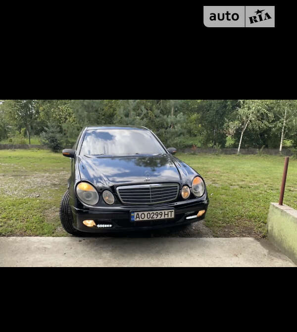 Седан Mercedes-Benz E-Class 2003 в Виноградове